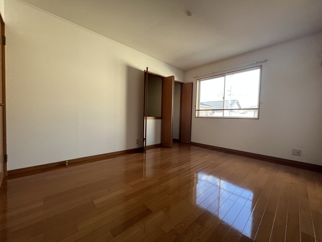 その他部屋・スペース　★明るい洋室で住み心地が良さそうですね★