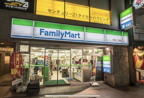 コンビニ　ファミリーマート 渋谷一丁目店（コンビニ）まで454m