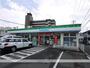 コンビニ　ファミリーマート二の森店（コンビニ）まで327m