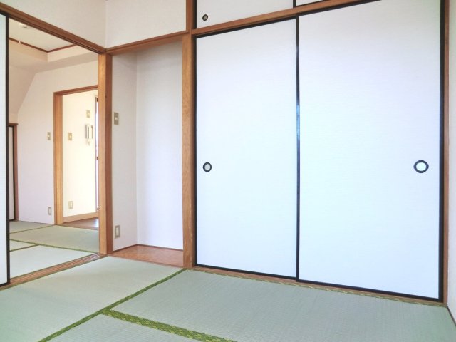 収納　★押し入れ収納を設置・参考画像です★