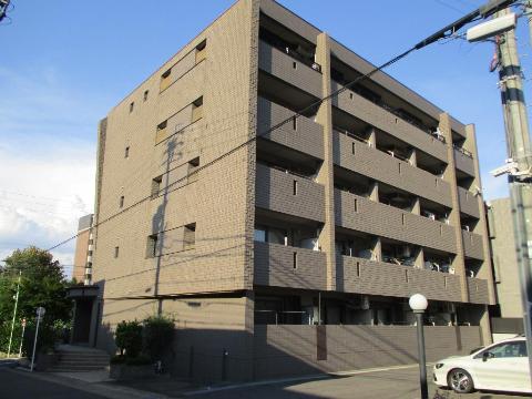 フィオレンテ本山の外観写真