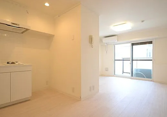 居室・リビング　別部屋の画像を使用しております。