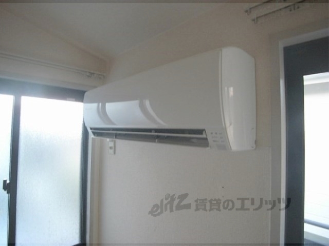 その他設備　夏も冬も快適に過ごせますね。