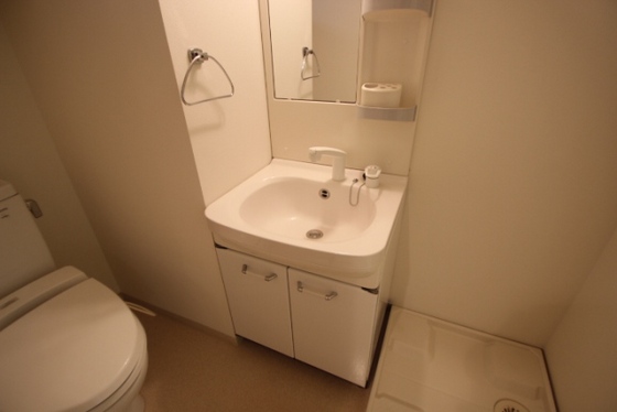 洗面設備　※別部屋の写真です。