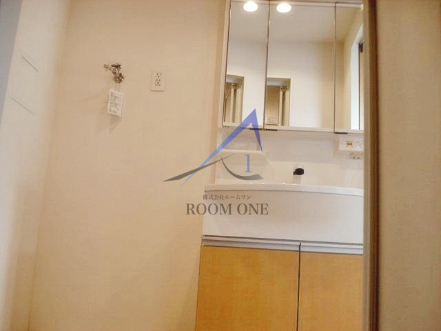 洗面設備　洗面台です。