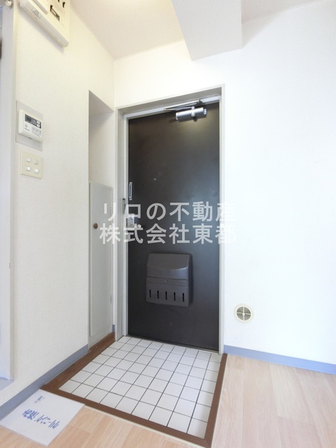 玄関　すっきりシンプルな玄関スペースです！