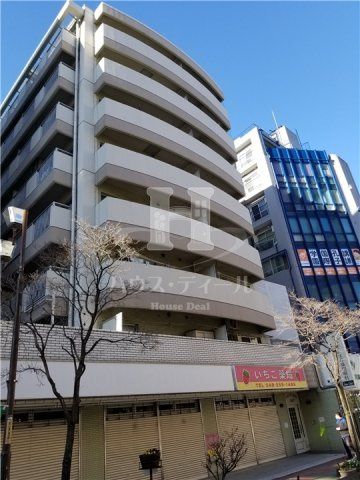 建物外観　外観は落ち着いています