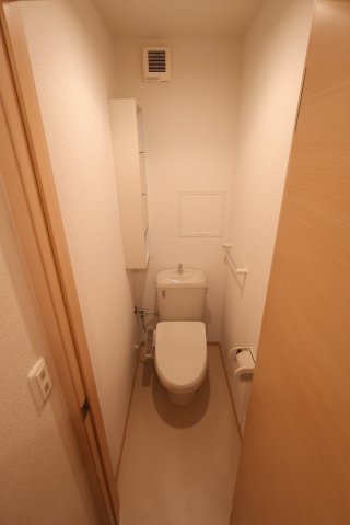 サンリットガーデンB棟のトイレ写真