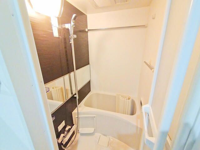 バス・シャワールーム　■浴室暖房乾燥機能付きバス♪