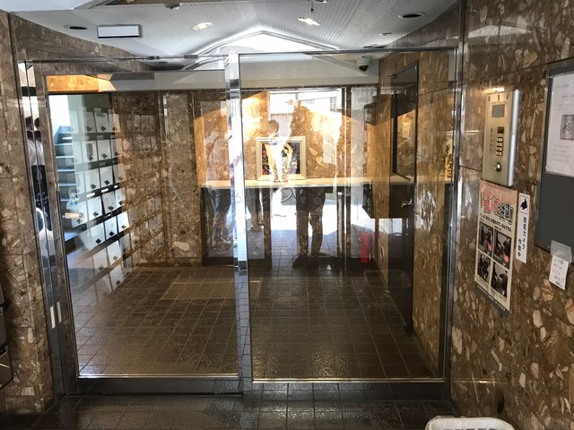 エントランス　マンション入り口はこちらです。