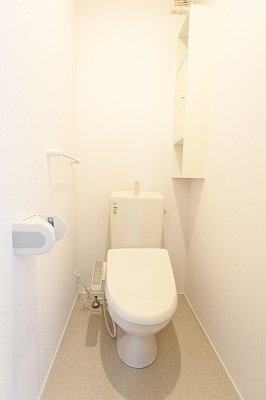 トイレ　落ち着いたトイレです