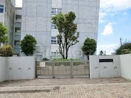 小学校　市川市立新浜小学校（小学校）まで350m