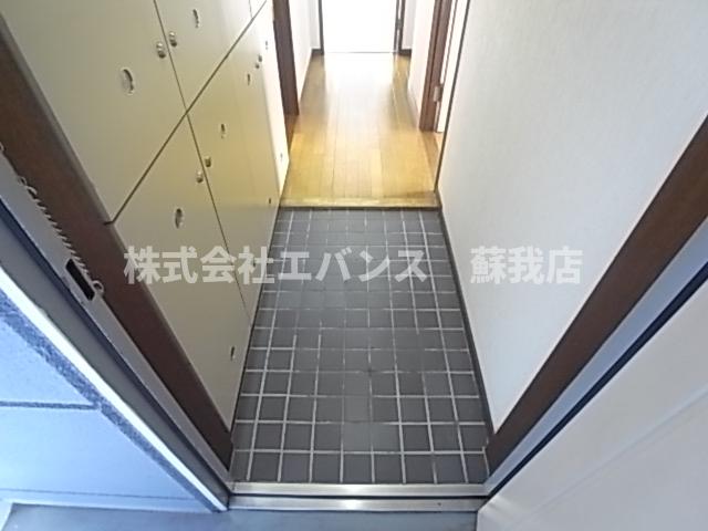 玄関　落ち着いた玄関です