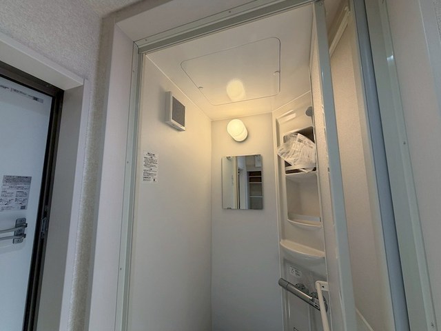バス・シャワールーム　シャワールーム