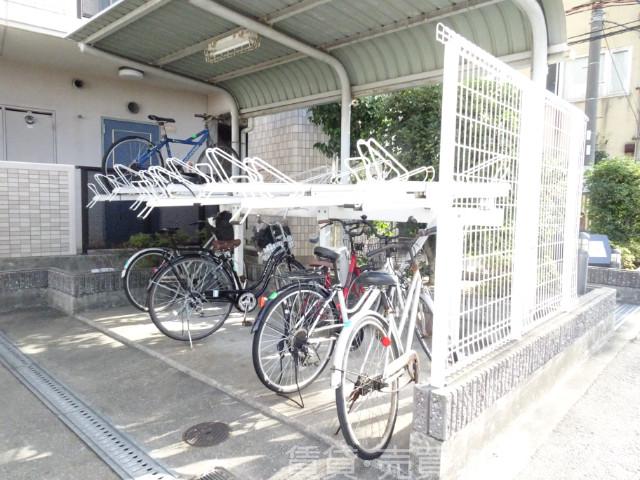 その他共有部分　屋根付き駐輪場
