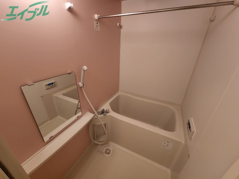 バス・シャワールーム　別部屋参考写真です