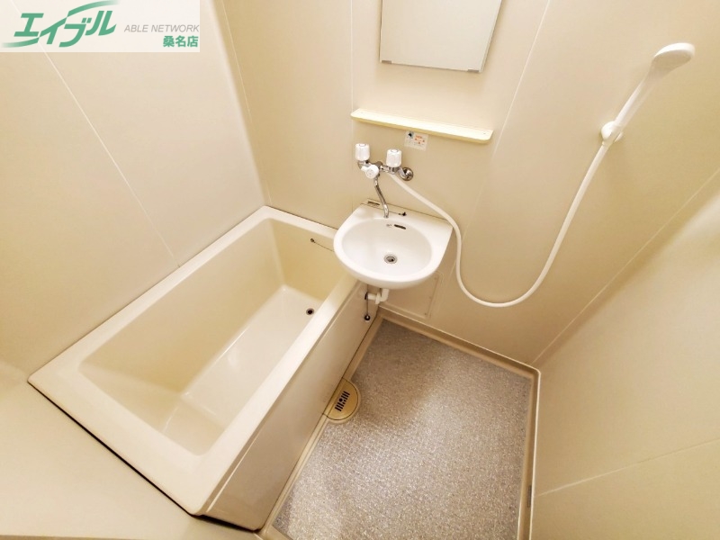 バス・シャワールーム　同型別部屋参考写真です