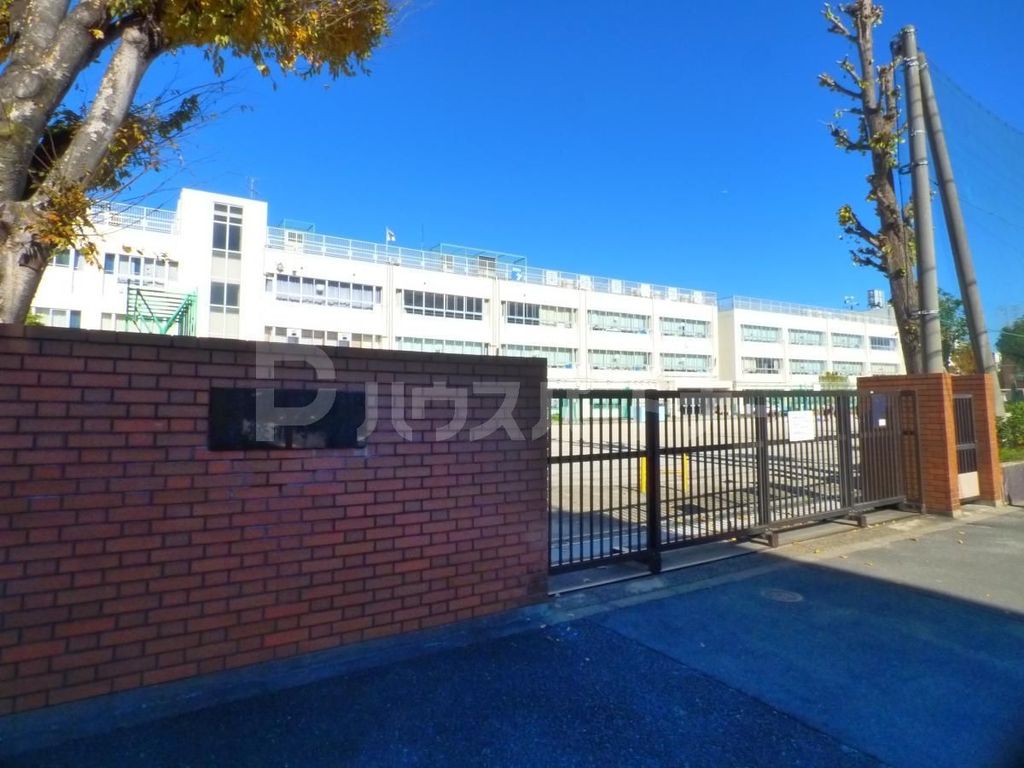小学校　足立区立東綾瀬小学校（小学校）まで450m