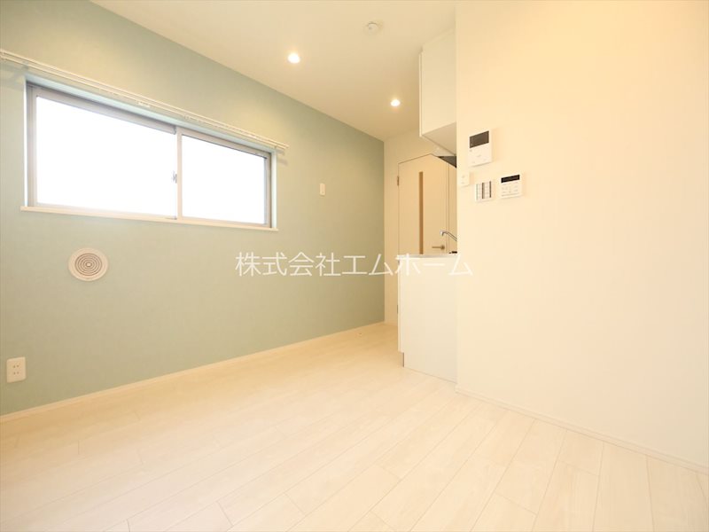 居室・リビング　ＤＫ6.2帖　システムキッチン　同仕様写真