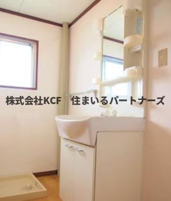 洗面設備　使いやすい洗面所です