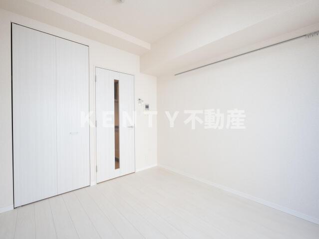 その他部屋・スペース　落ち着いて過ごせるお部屋なので、寝室にいかがでしょうか