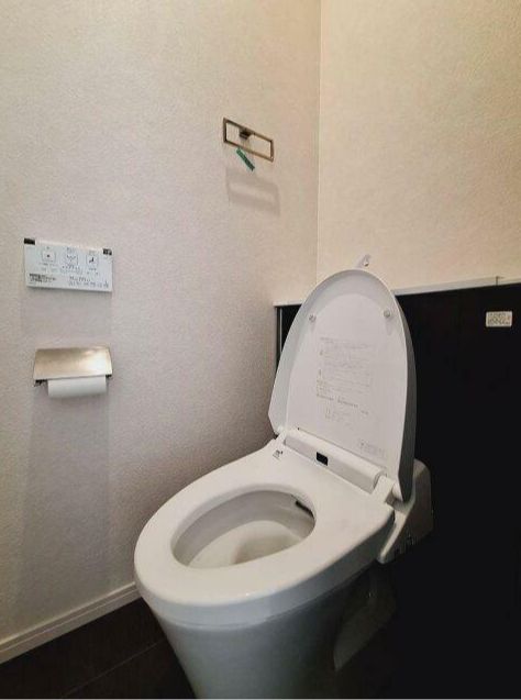 トイレ　落ち着いたトイレです
