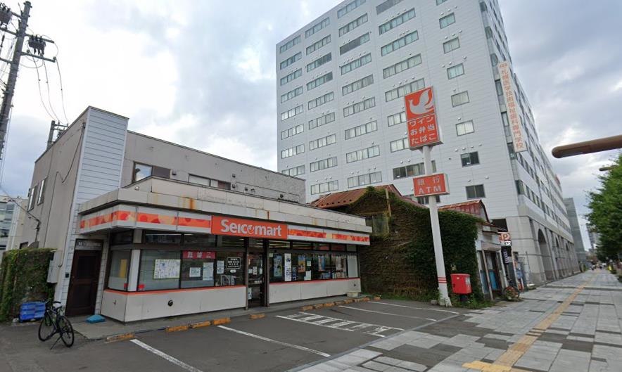 コンビニ　セイコーマートおかだ店（コンビニ）まで218m