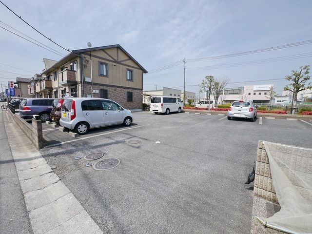 駐車場　駐車場