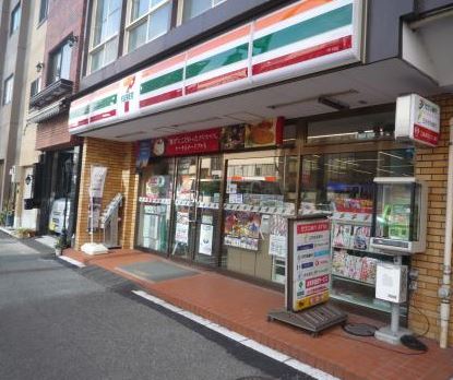 コンビニ　セブンイレブン浅草店（コンビニ）まで217m