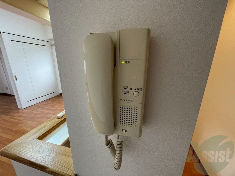 セキュリティ　インターホンは通話ができるので急な訪問があっても安心です。