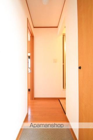 フレア・プランドールBの玄関写真