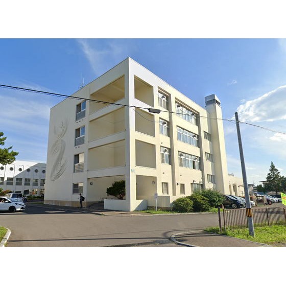 高校・高専　北海道函館水産高校（高校・高専）まで424m