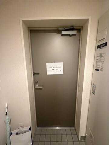 ＪＲ京浜東北線 川崎駅 徒歩5分 13階建 築23年の玄関写真