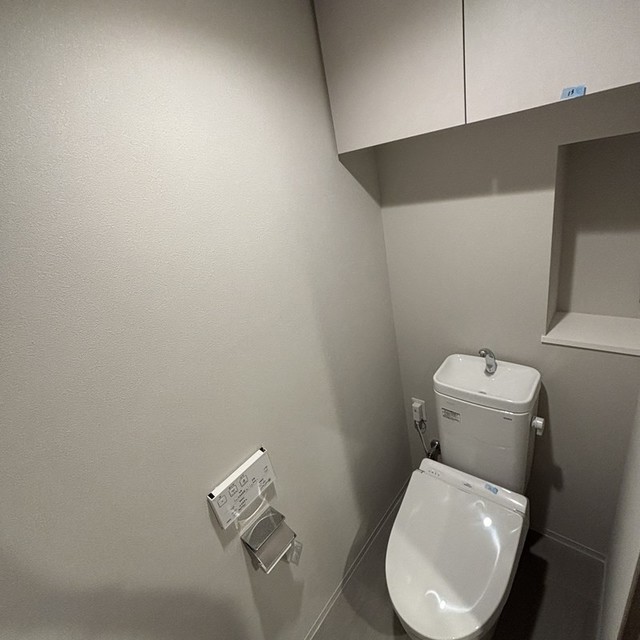 トイレ　※写真は同タイプ住戸です。