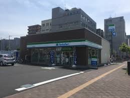 コンビニ　ファミリーマート 北海道大学前店（コンビニ）まで1605m