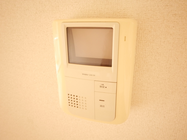 セキュリティ　★モニター付インターホンで防犯面も安心ですね★
