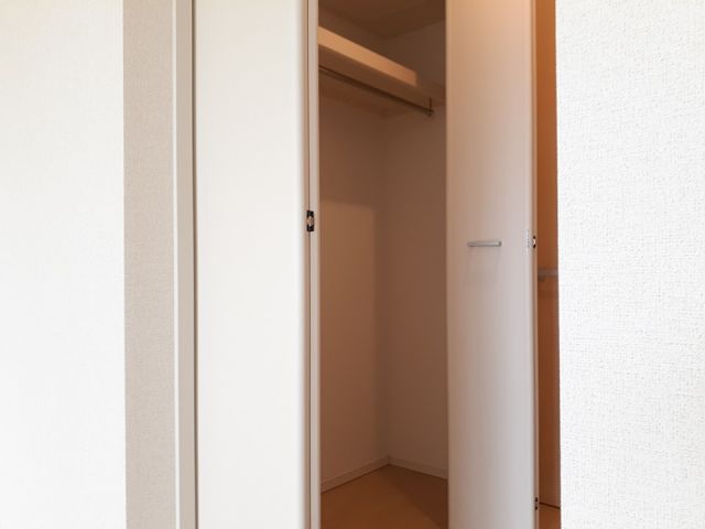 ＪＲ宇都宮線 小山駅 バス乗車時間：9分 最寄りバス停で下車 徒歩4分 3階建 築9年の内装写真