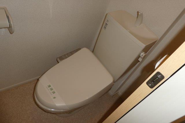 トイレ　シャワー付きトイレ