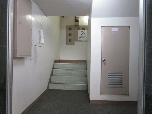地下鉄鶴舞線 浅間町駅 徒歩4分 4階建 築55年の外観写真