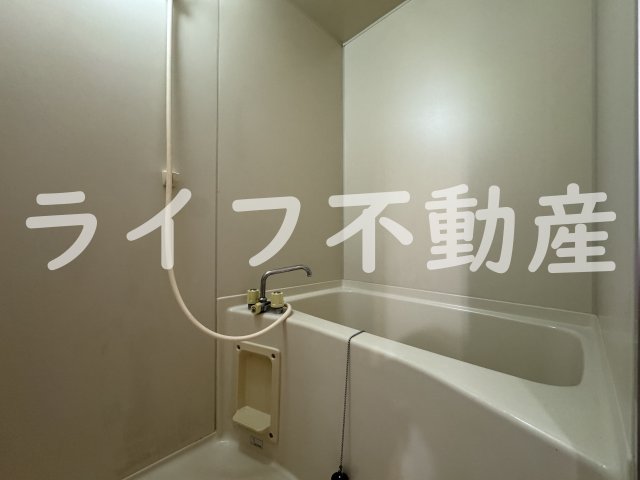 バス・シャワールーム　お風呂です
