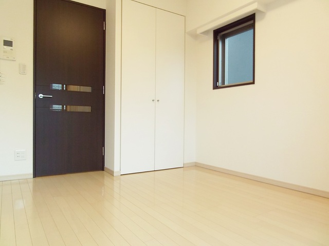 その他部屋・スペース　6.4帖の洋室です