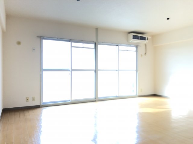 居室・リビング　別部屋参照