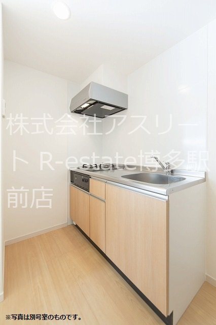 ＪＲ鹿児島本線 吉塚駅 徒歩10分 2階建 築11年のキッチン写真