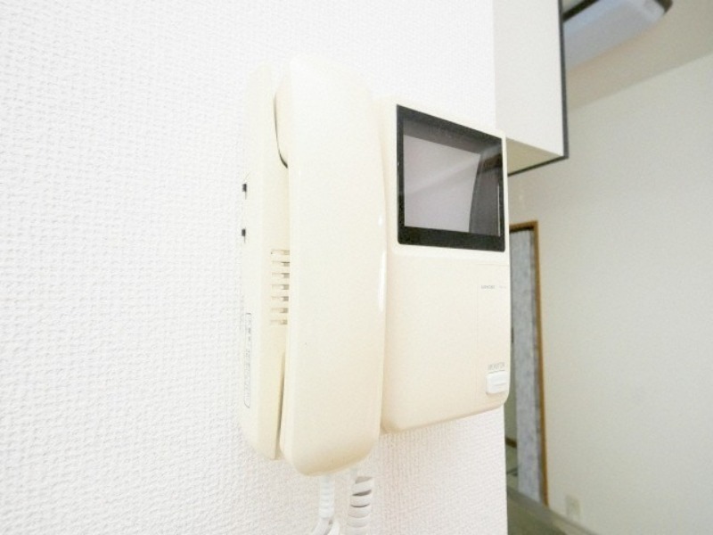 セキュリティ　モニター付きインターホンで安心です♪