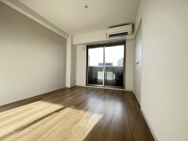 みおつくし岸里IIIの居間写真