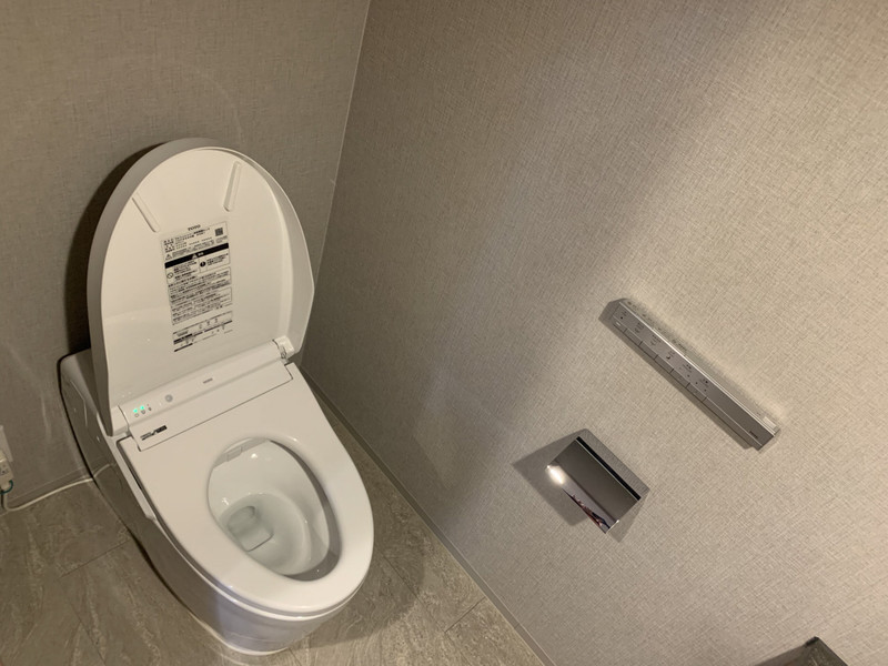 地下鉄烏丸線 五条駅 徒歩2分 10階建 築4年のトイレ写真