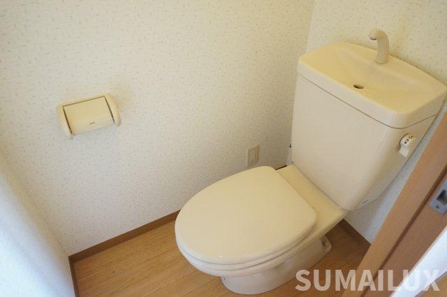 ＪＲ豊肥本線 南熊本駅 徒歩36分 4階建 築21年のトイレ写真