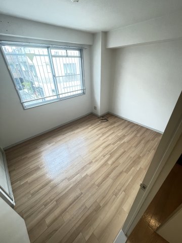 ＪＲおおさか東線 ＪＲ淡路駅 徒歩10分 5階建 築33年の内装写真