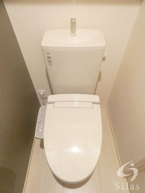 阪急箕面線 牧落駅 徒歩8分 3階建 築48年のトイレ写真