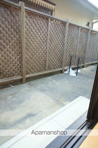 地下鉄七隈線 渡辺通駅 徒歩15分 2階建 築27年の内装写真